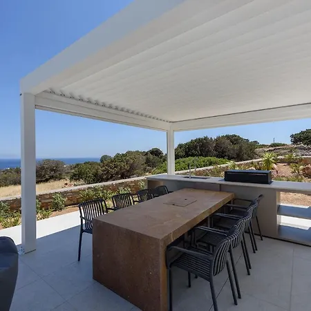 Solevara - Luxury With Infinity Pool, Jacuzzi, Cinema & Luxury Amenities *