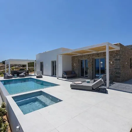 Villa Solevara - Luxury With Infinity Pool, Jacuzzi, Cinema & Luxury Amenities Aspro Chorio