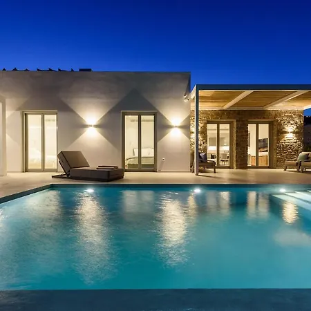 Villa Solevara - Luxury With Infinity Pool, Jacuzzi, Cinema & Luxury Amenities