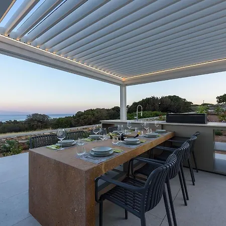 Solevara - Luxury With Infinity Pool, Jacuzzi, Cinema & Luxury Amenities Villa Aspro Chorio