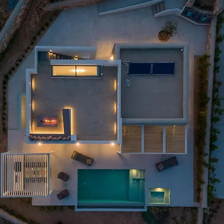 Solevara - Luxury With Infinity Pool, Jacuzzi, Cinema & Luxury Amenities Aspro Chorio