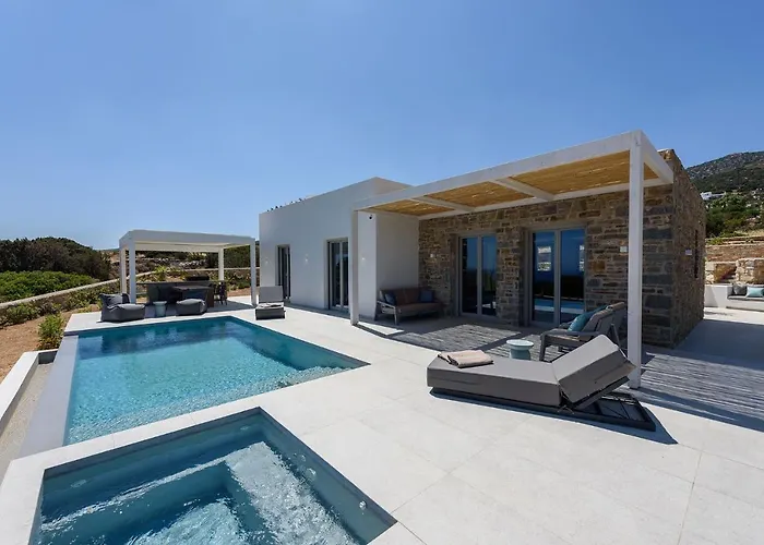 Solevara - Luxury With Infinity Pool, Jacuzzi, Cinema & Luxury Amenities Villa Aspro Chorio