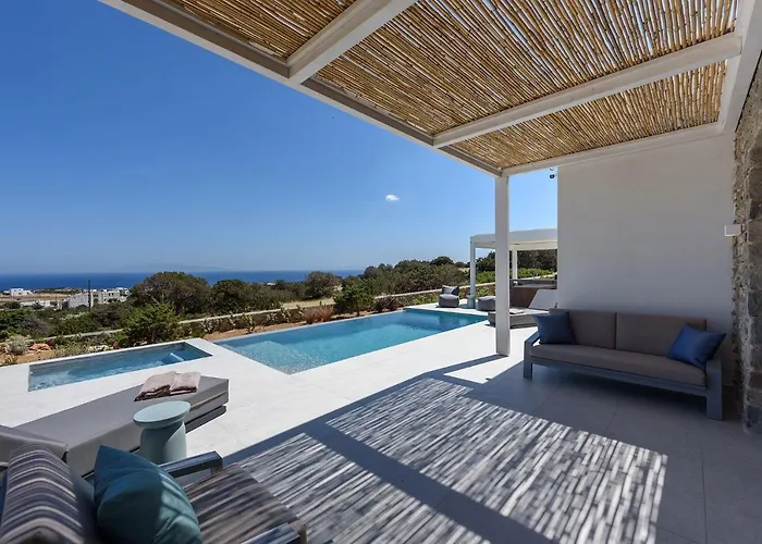 Solevara - Luxury With Infinity Pool, Jacuzzi, Cinema & Luxury Amenities *