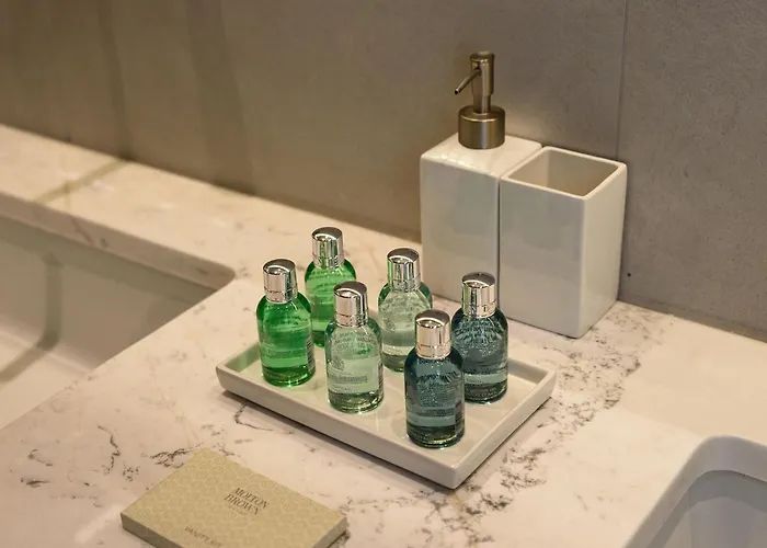 Villa Solevara - Luxury With Infinity Pool, Jacuzzi, Cinema & Luxury Amenities *