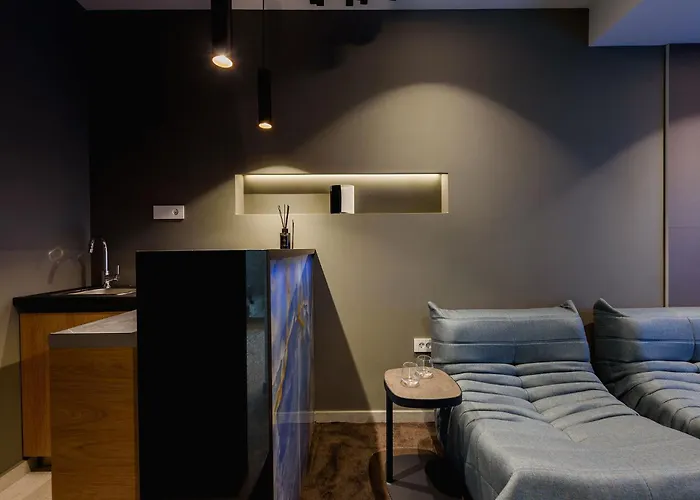 Solevara - Luxury With Infinity Pool, Jacuzzi, Cinema & Luxury Amenities Villa Aspro Chorio